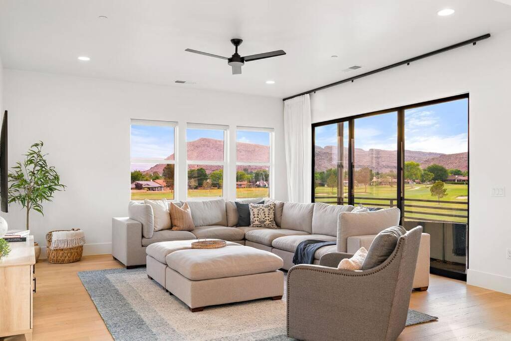 Villa 22 A Fairway To Heaven, Brand New Listing! Stunning Views! 세인트 조지 외부 사진